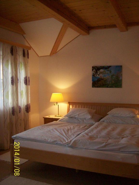 Haus Loidl Guest house *
